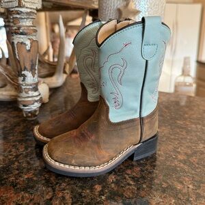 Old West Cowgirl boots size 6